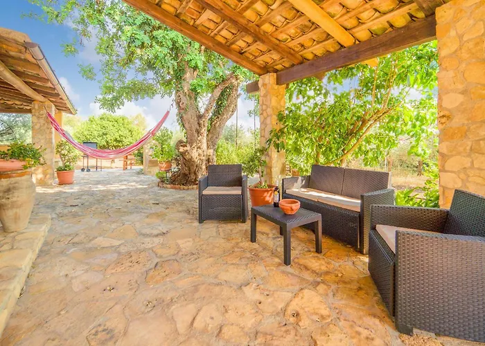 Lovely In With Wifi Partanna