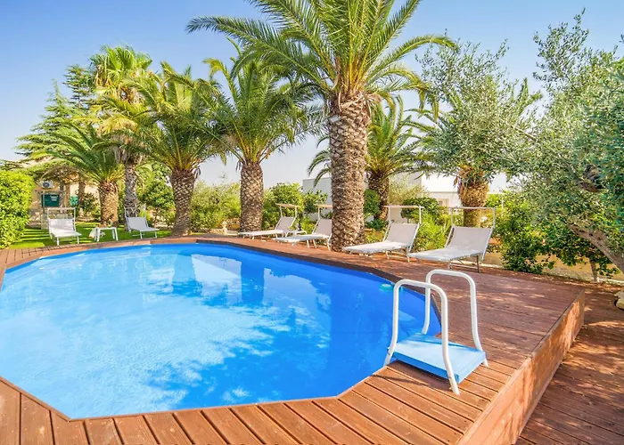 Lovely In With Wifi بيت للعطل *